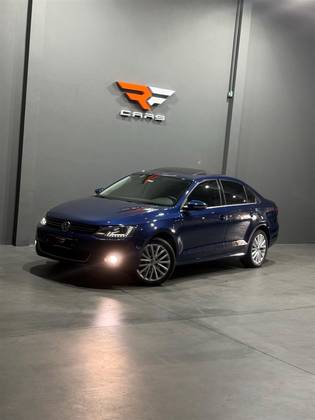 VOLKSWAGEN JETTA 2.0 TSI HIGHLINE 200CV GASOLINA 4P TIPTRONIC